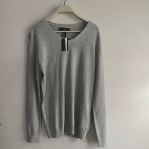 Men’s knit sweater